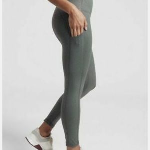 Athleta, M, Ultimate Stash Pocket Embossed 7/8 Tight, Bali Green